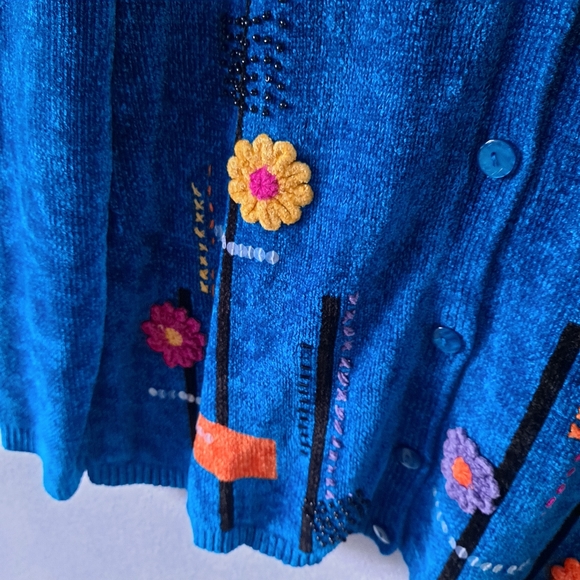 Alfred Dunner Floral Chenille Cardigan - Picture 5 of 7